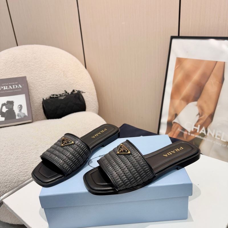 Pra*a slippers